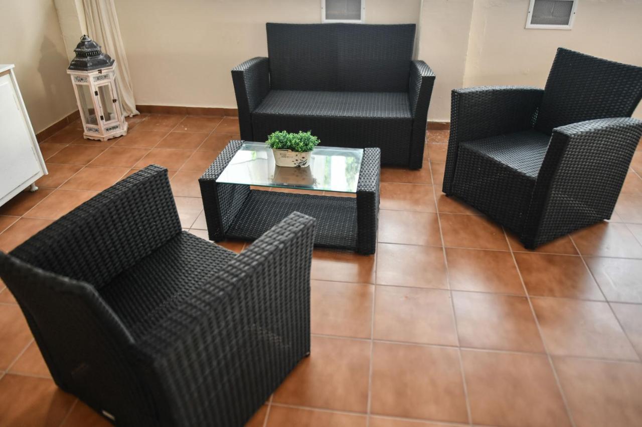 Lida Apartments Kalamata Exterior photo