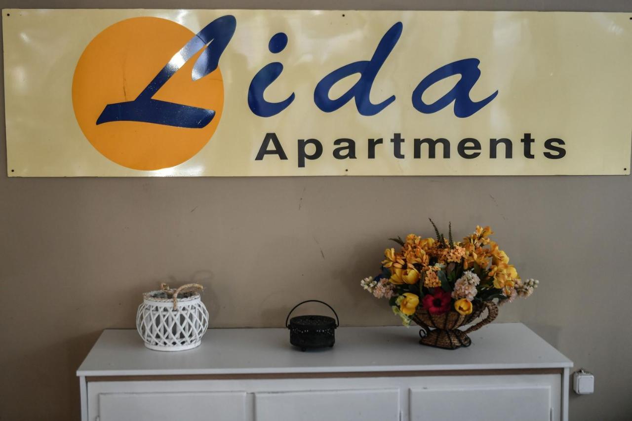 Lida Apartments Kalamata Exterior photo